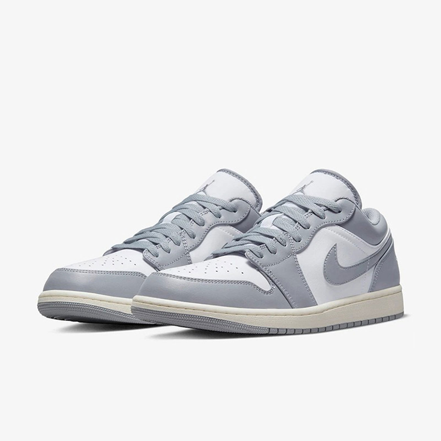 Men'S Shoes Jordan 1 - ไนกี้ แอร์ จอร์แดน 1 โลว์รองเท้ากีฬาคลาสสิกทรงเตี้ยสำหรับผู้ชาย 553558-053
