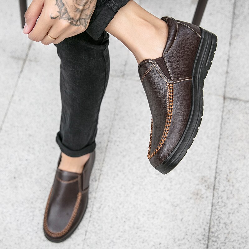 ผู้ชายหนังสบายๆรองเท้ากลางแจ้ง - Men Shoes Louboutin บทวิจารณ์และราคา