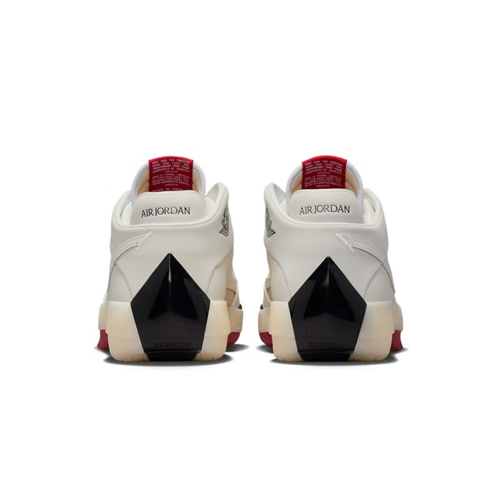 รองเท้าบาสเก็ตบอลผู้ชาย Nike A - Men'S Shoes Jordan 1 บทวิจารณ์และราคา