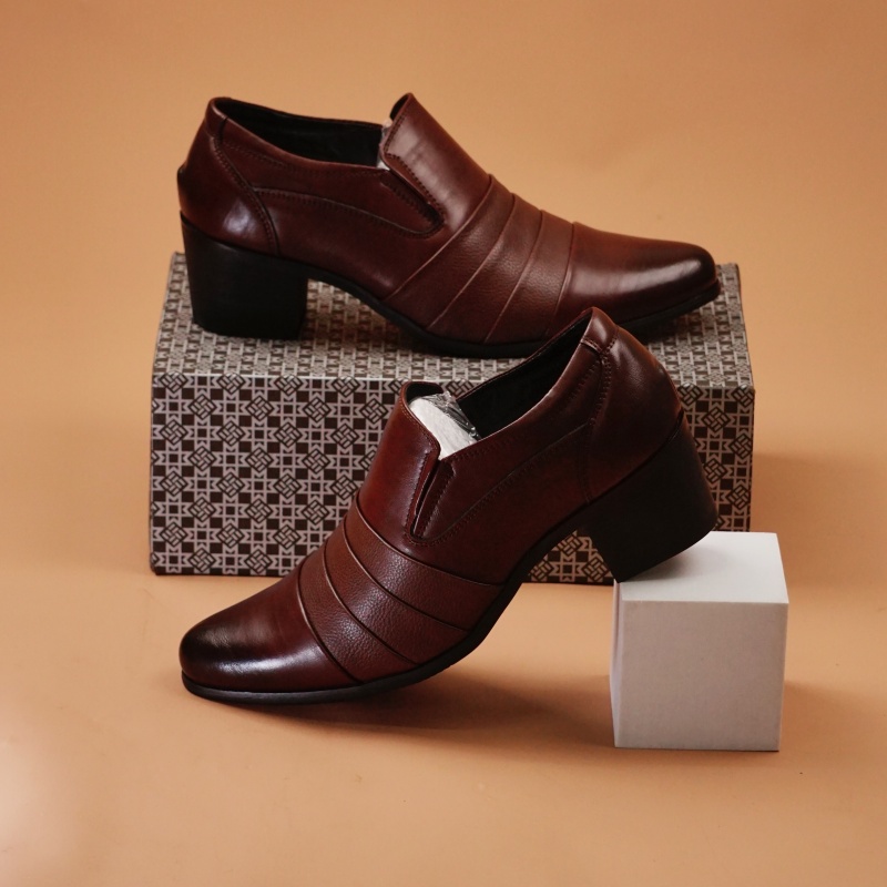 ขายร้อนหนังผู้ชายรองเท้าส้นสูง - Men Shoes Europe To Us บทวิจารณ์และราคา
