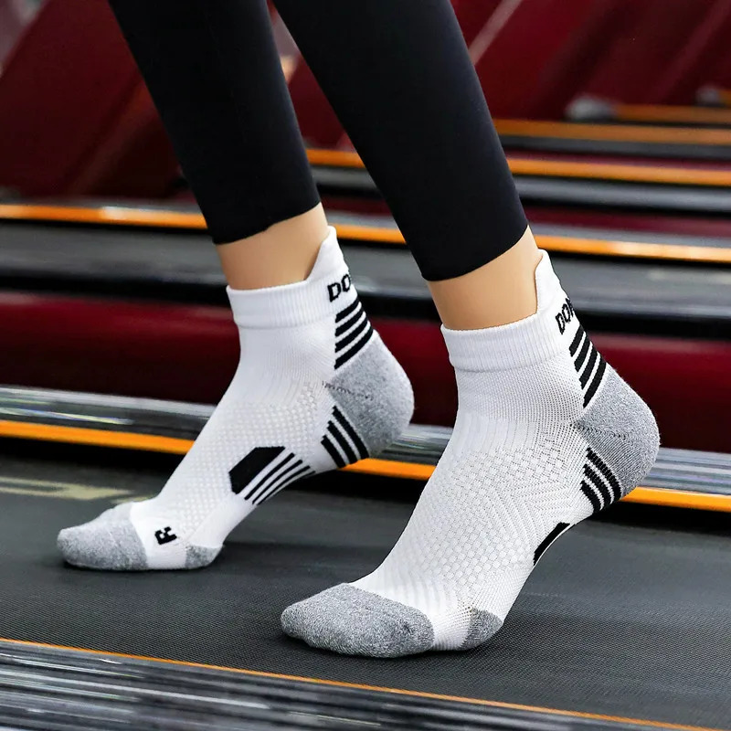 3 คู่วิ่งมาราธอนถุงเท้าผู้หญิง - Sport Slide Men บทวิจารณ์และราคา