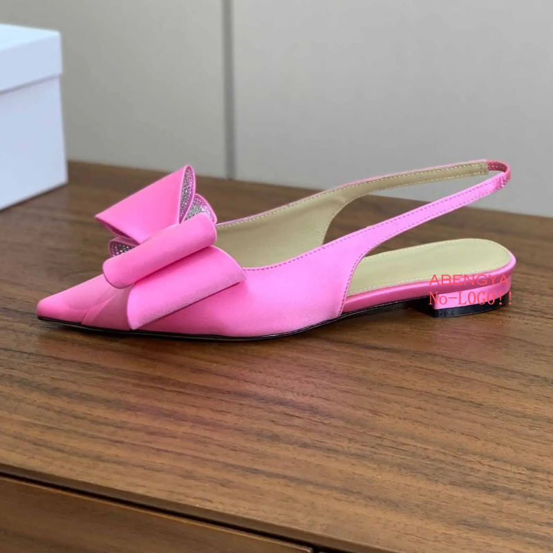 รองเท้าส้นเตี้ยผ้าไหมสีชมพูแบบ - Dress Shoe Pointed บทวิจารณ์และราคา